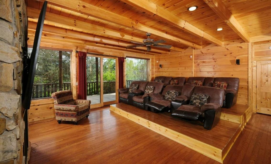 Smoky Vista Lodge Sevierville Exterior photo